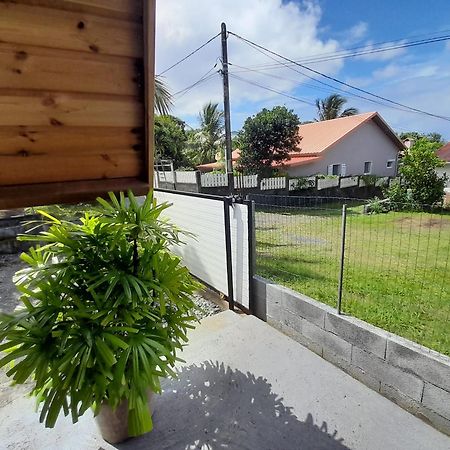 Charmant Chalet Avec Jacuzzi, L'Ile O Vert Saint Philippe Bagian luar foto