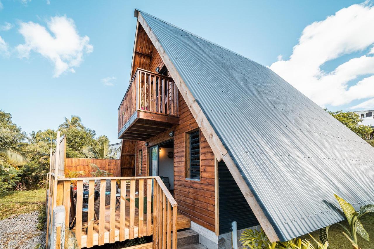 Charmant Chalet Avec Jacuzzi, L'Ile O Vert Saint Philippe Bagian luar foto